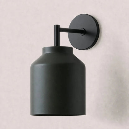 Wandlamp met Melkglazen Kap en Metalen Accenten Minimalistisch Design Sfeerlamp Hal Gang Slaapkamer
