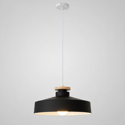 Hanglamp met Houten Kap en Aluminium Accent – Scandinavisch Design voor Eetkamer en Woonkamer