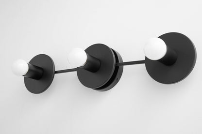 Metalen Wandlamp met Bolvormige Glazen Kappen 3-Lichts Badkamerverlichting Mat Groen