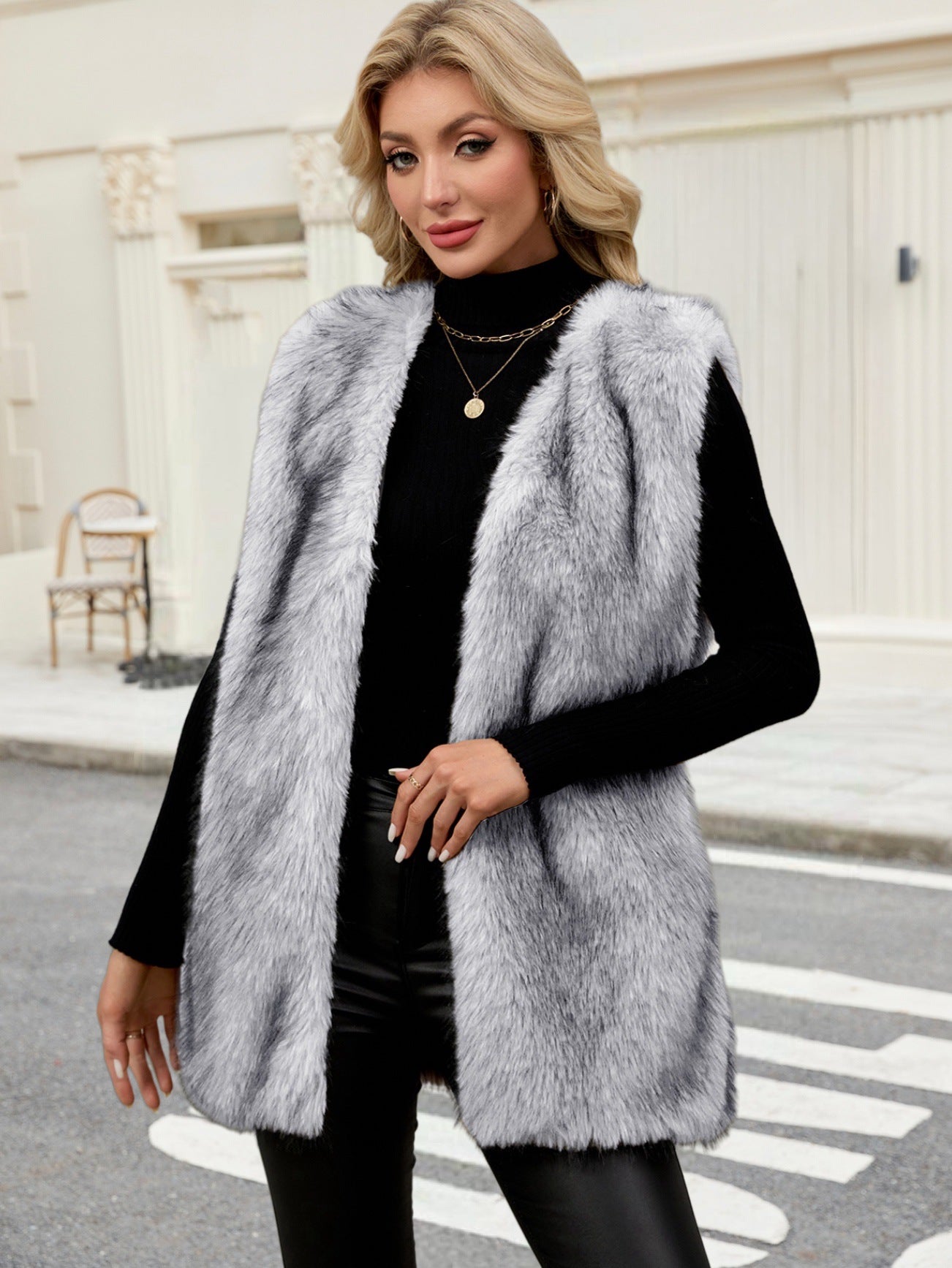 Dames Bodywarmer Faux Fur Zwart Wit Trendy
