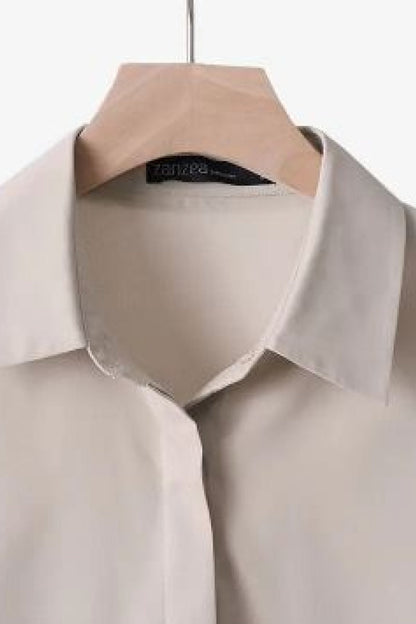 Vrouwelijke Zomerset: Blouse en Broek