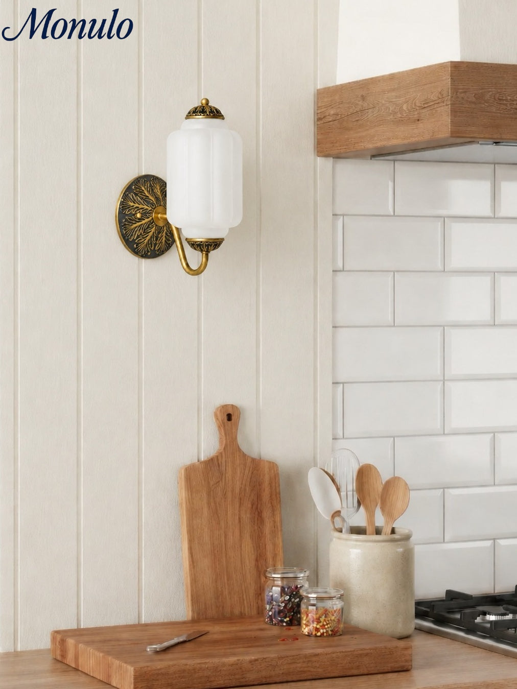 Melkglazen Wandlamp Eloise voor Hal en Slaapkamer | Vintage Wandverlichting met Melkwit Glas