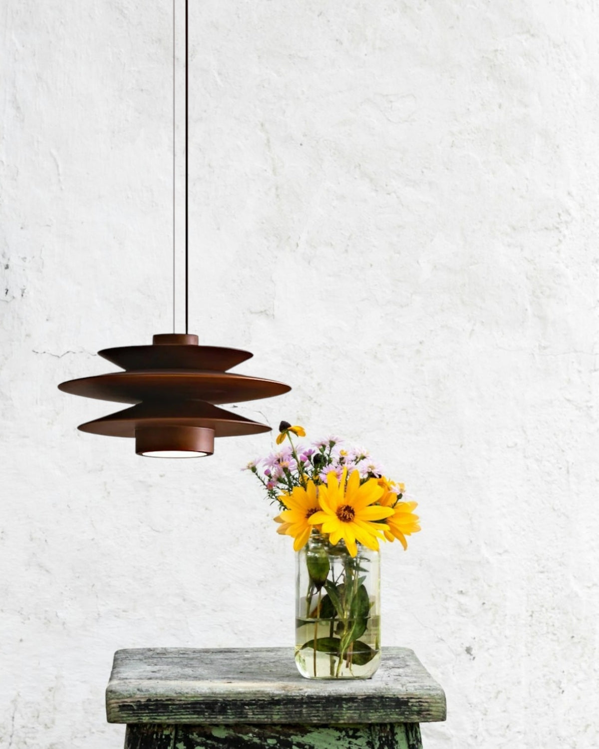 Moderne walnoot houten hanglamp met gelaagd design – stijlvolle plafondlamp voor eetkamer en woonkamer met warme lichtverspreiding