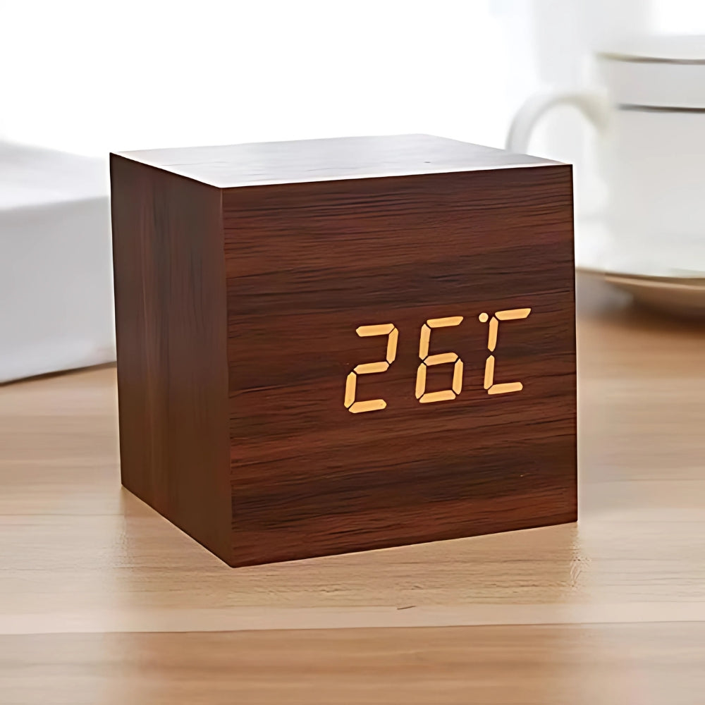 Digitale LED Wekker Kubus met Temperatuur Display Hout Finish