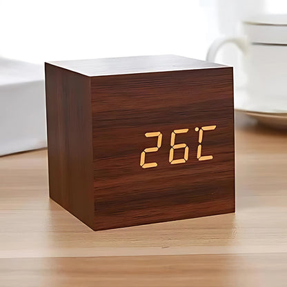Digitale LED Wekker Kubus met Temperatuur Display Hout Finish