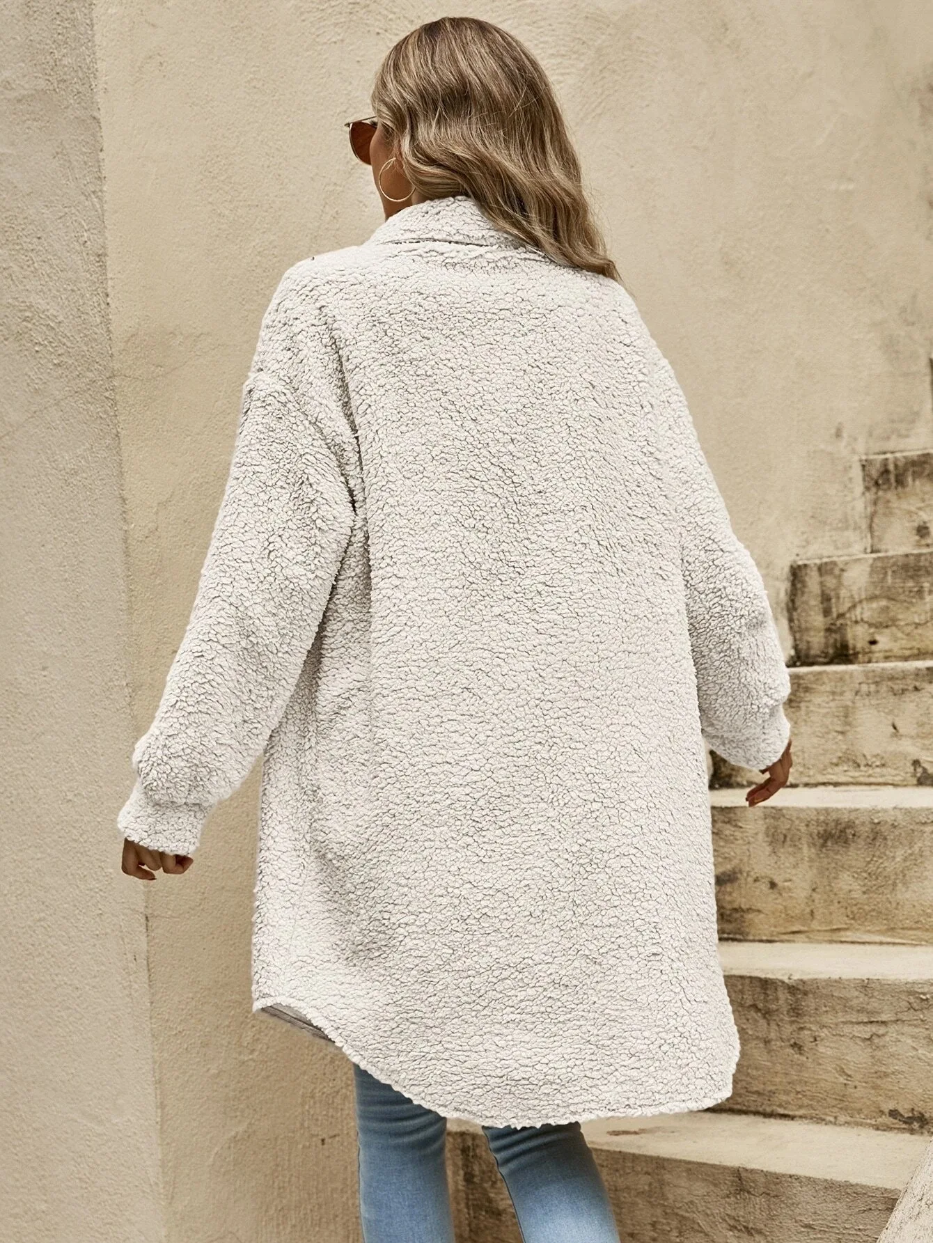 Casual Cardigan Haley Geleende Look