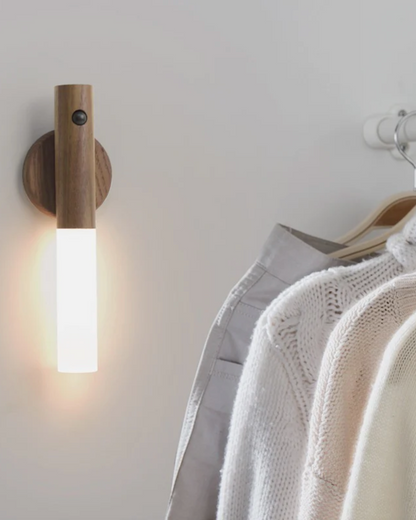 Oplaadbare Houten Wandlamp met Bewegingssensor – Dimbaar LED Nachtlampje voor Hal Gang Slaapkamer