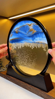 3D Zandkunst Schilderij met Stromend Zandeffect – Decoratief Glazen Kunstobject – Bewegende Zandpatronen in Glas – Rustgevende Bureaudecoratie