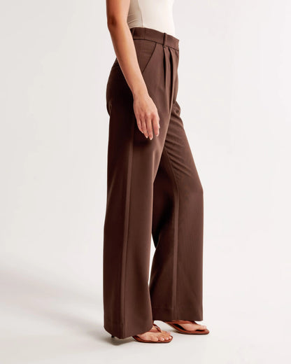 Vrouwelijke Zomerbroek Stijlvolle Mia Broek Korte Broek