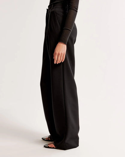 Vrouwelijke Zomerbroek Stijlvolle Mia Broek Korte Broek