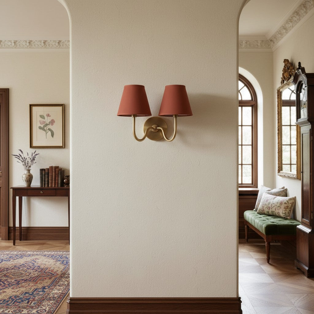 Wandlamp met Geplisseerde Stoffen Kap – Klassieke Verlichting voor Slaapkamer en Woonkamer