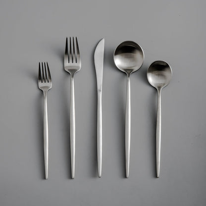 Minimalistisch Bestekset Titanium-Coating 18/10 Roestvrij Staal Premium Servies Modern Tafelgerei Luxe Eetgerei Chique Tafelstyling Elegant Cutlery Set 4 tot 16 Personen