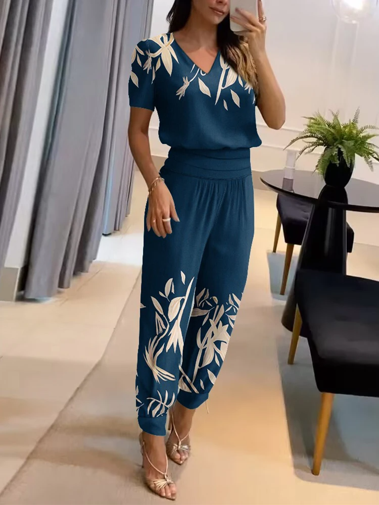 Stijlvolle Vrouwencollectie Elegante Outfit