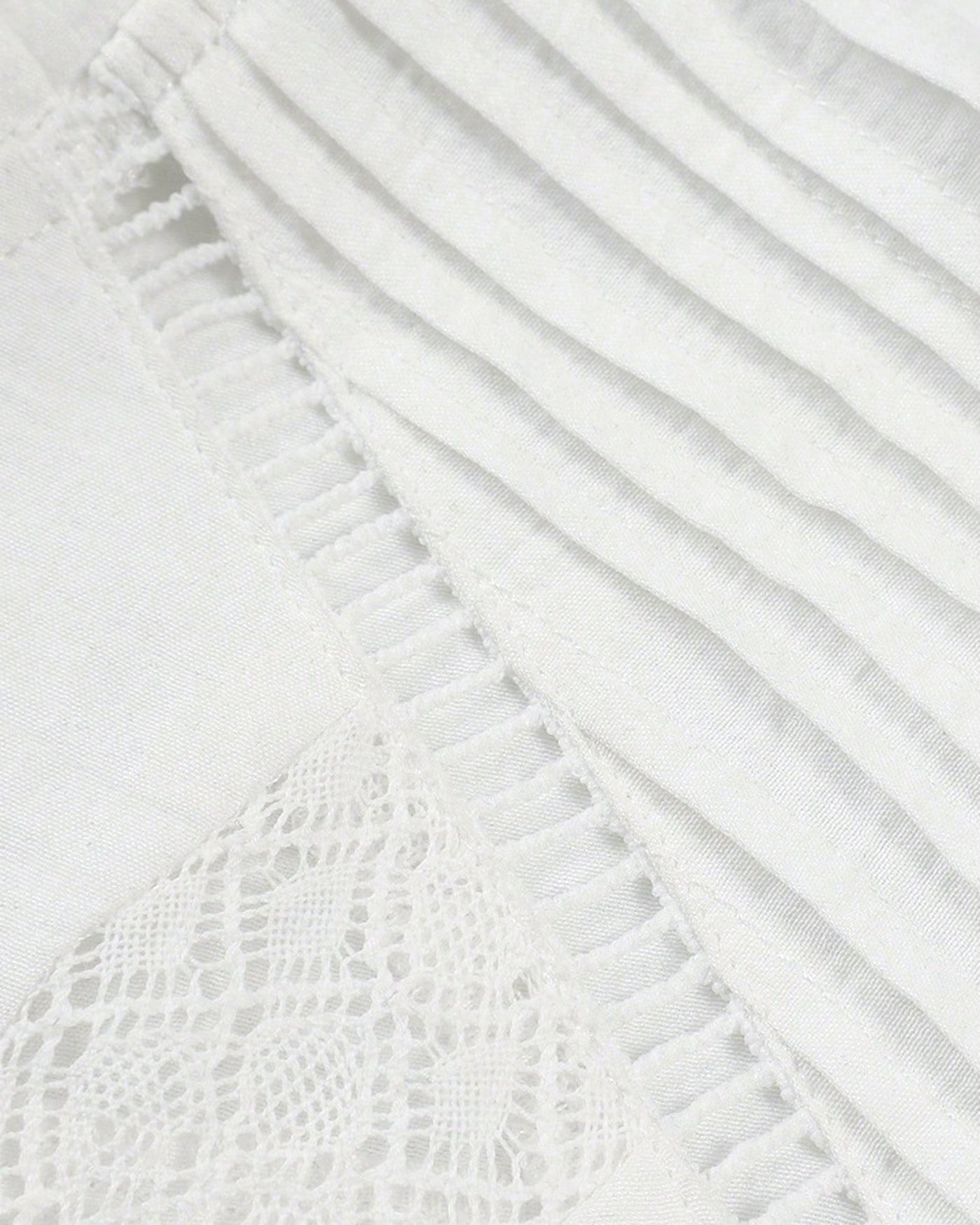 Vrouwelijke Blouse met Ruches en Golfde details