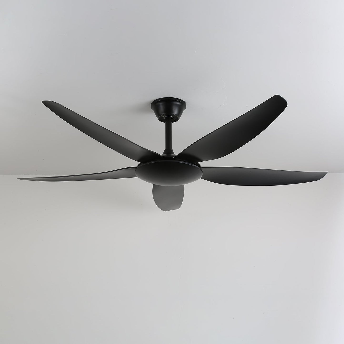Minimalistische Plafondventilator met Verlichting Ø132 cm — 6 Snelheden & Afstandsbediening