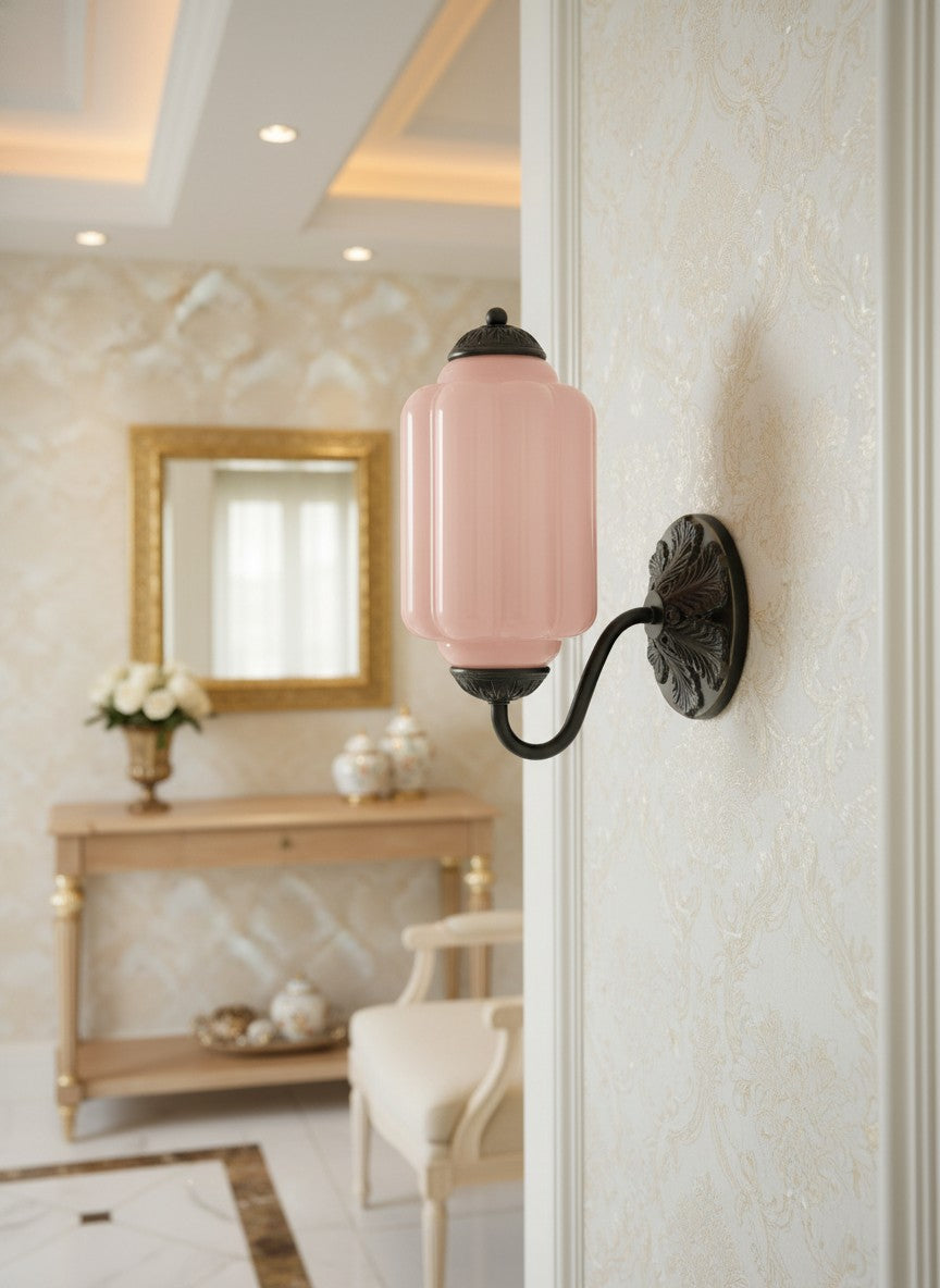 Melkglazen Wandlamp Eloise voor Hal en Slaapkamer | Vintage Wandverlichting met Melkwit Glas