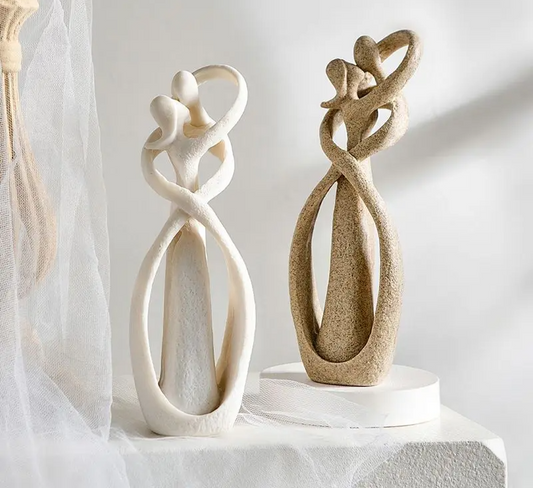Abstract Liefdesbeeld van Zandsteen – Decoratief Sculptuur voor Interieur