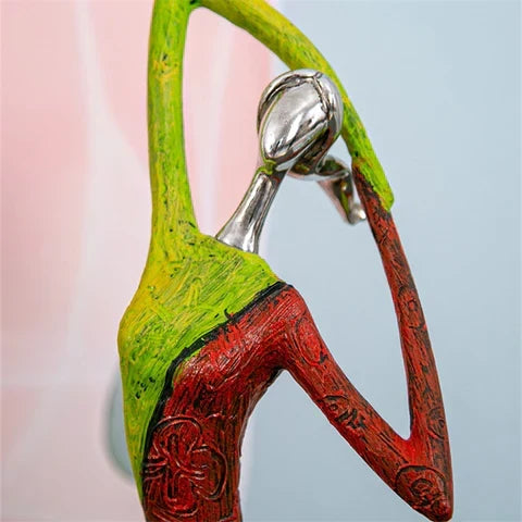 Handgemaakte Abstracte Vrouwenbeelden in Felle Kleuren – Elegante Harsen Sculpturen voor Woonkamer, Slaapkamer & Werkplek | Moderne Kunstdecoratie | Expressieve Interieurobjecten | Cadeau voor Kunstliefhebbers