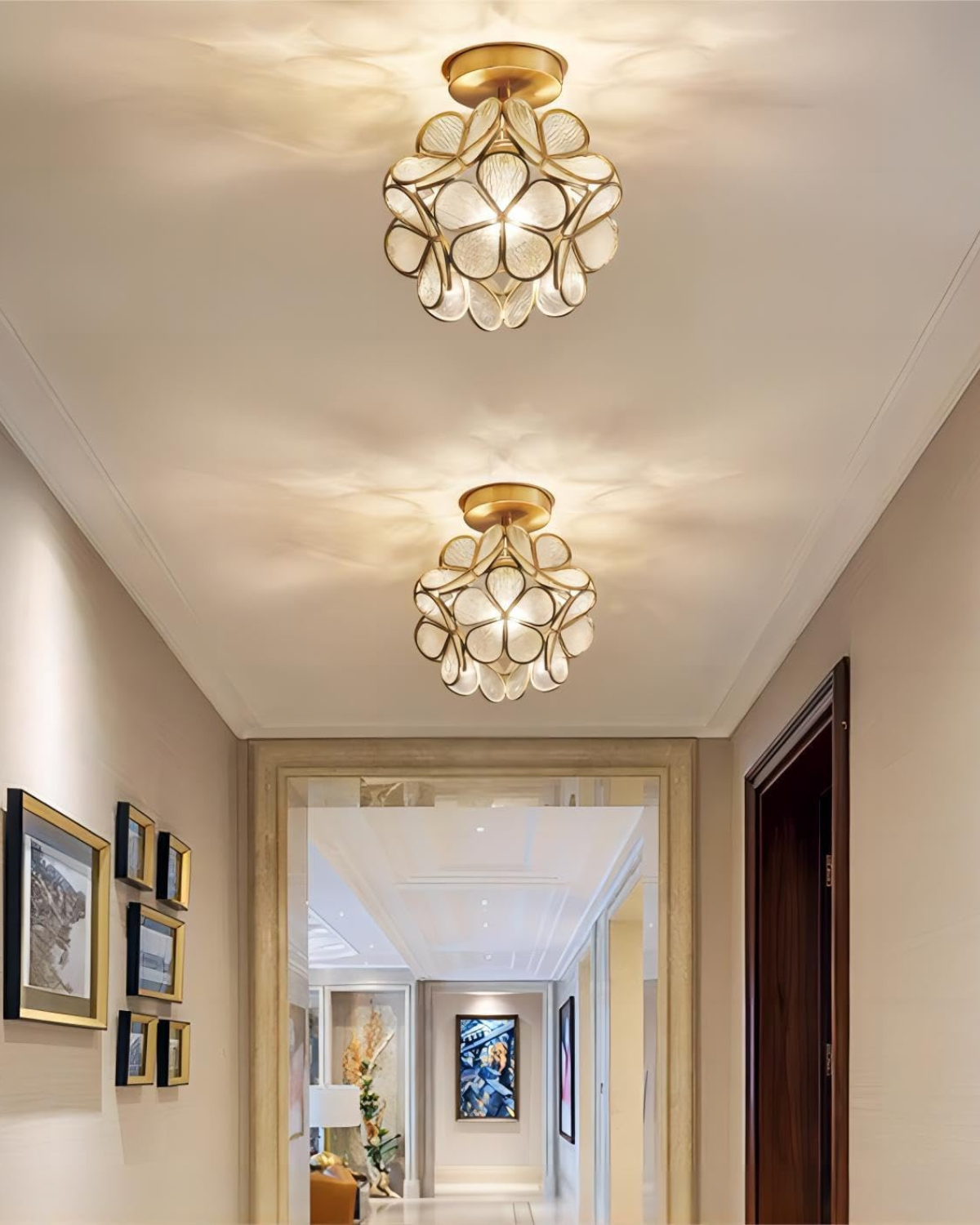 Moderne plafondlamp met bloemdesign in acryl en goudkleurig ijzer – luxe LED designlamp 20 cm