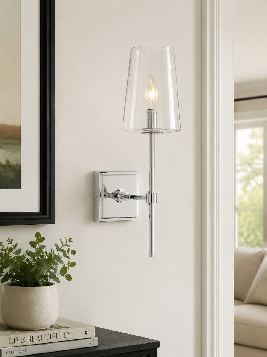 Glazen Wandlamp met Helder Glas – Enkelvoudige tot Drievoudige Configuratie – Elegante Badkamerverlichting