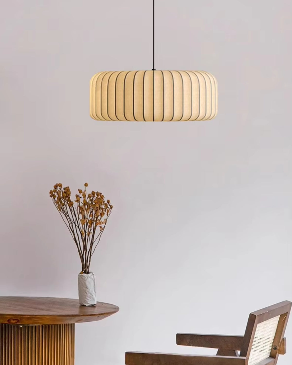 Moderne hanglamp met stoffen lampenkap – minimalistische design plafondlamp in stretchstof voor eetkamer en woonkamer