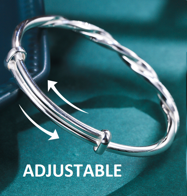 Gevlochten Zilveren Armband – Elegant Damesarmband met Moderne Textuur – Tijdloos Sieraad voor Elke Gelegenheid