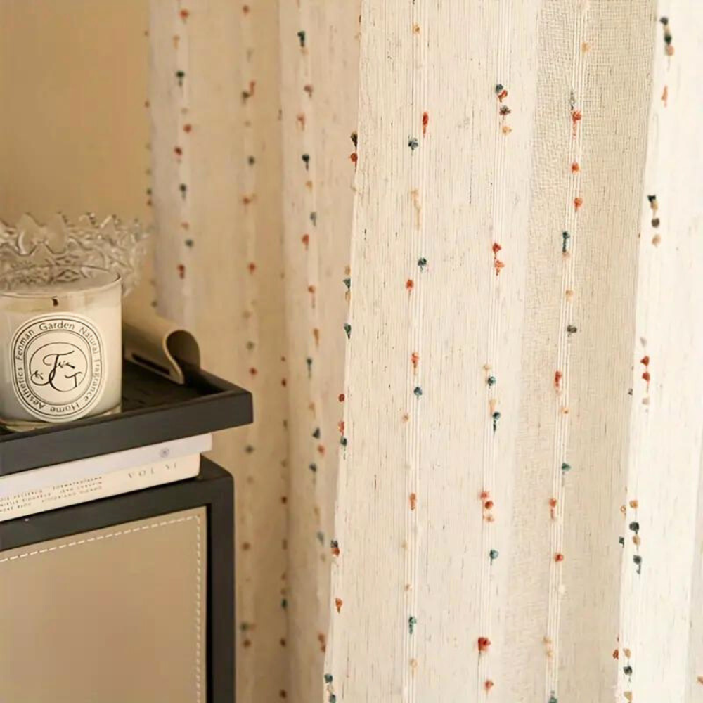 Regenboog Tule Vitrage – Zachte Kleuren Gordijn met Vrolijke Geborduurde Details voor Woonkamer, Slaapkamer en Balkon