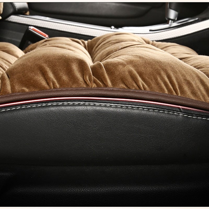 Autostoelhoes Pluche – Comfortabele Stoelbeschermer voor Auto – Universele Pasvorm met Polyestervulling