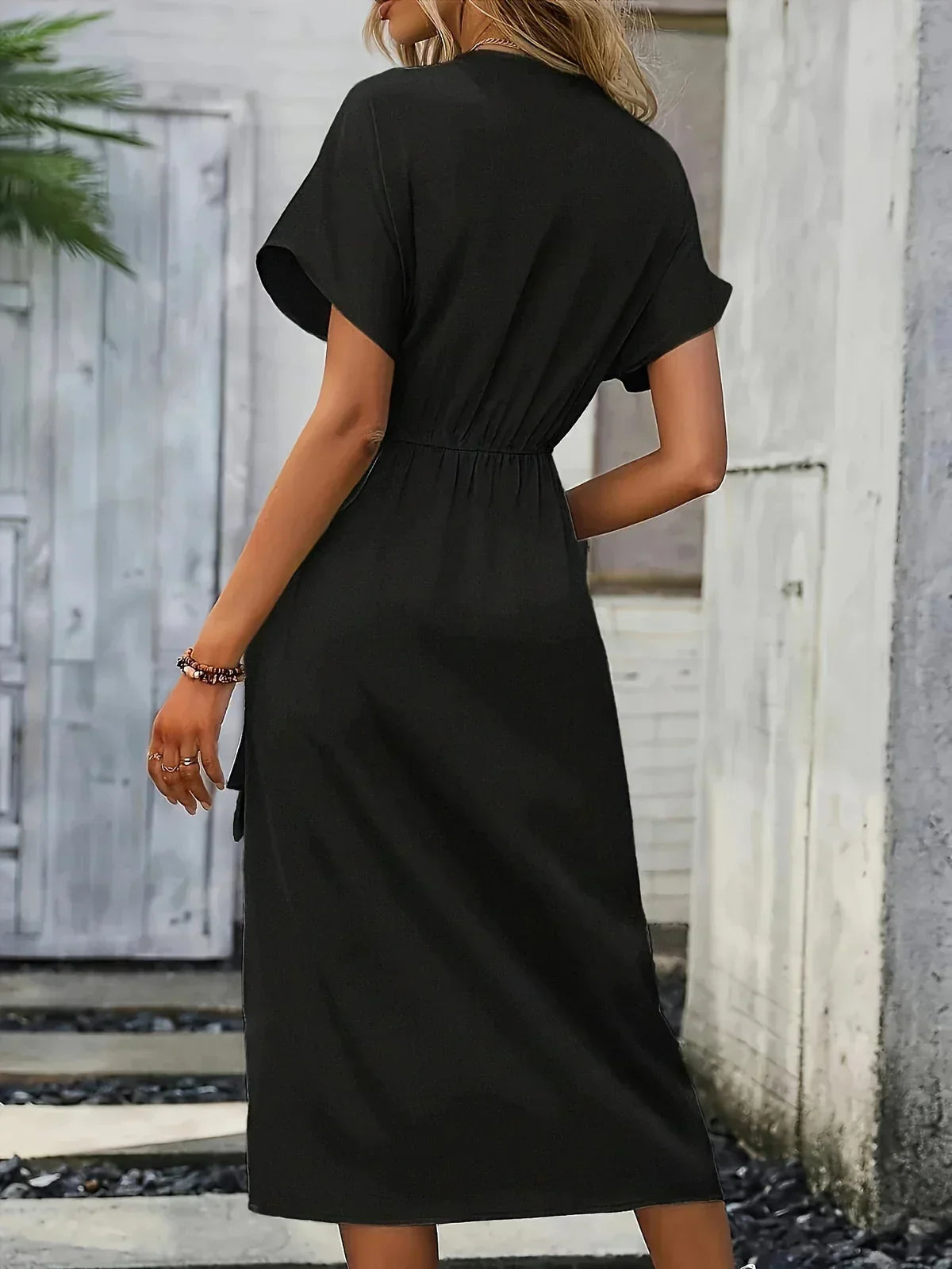 Elegante Jurk met Ruches en Verfijnde Details voor Vrouw