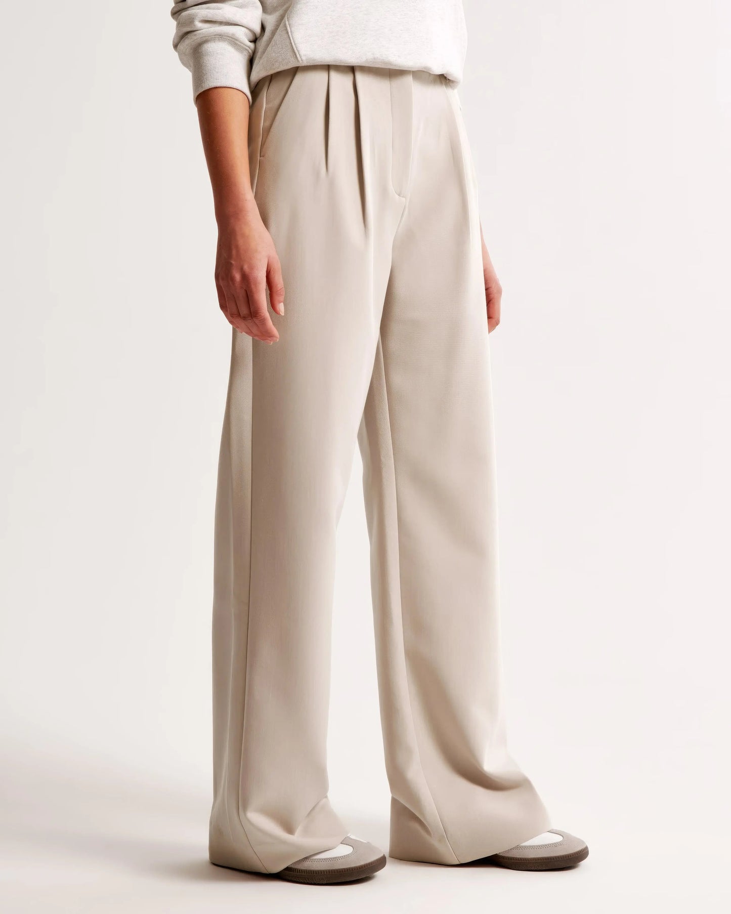 Vrouwelijke Zomerbroek Stijlvolle Mia Broek Korte Broek