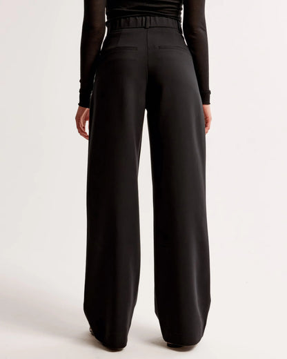 Vrouwelijke Zomerbroek Stijlvolle Mia Broek Korte Broek