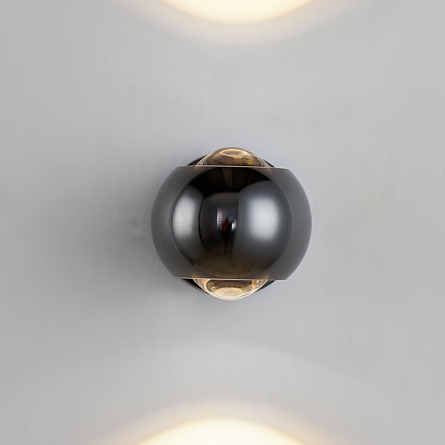 Moderne Wandlamp met LED Verlichting – Messing Afwerking voor Hal & Woonkamer