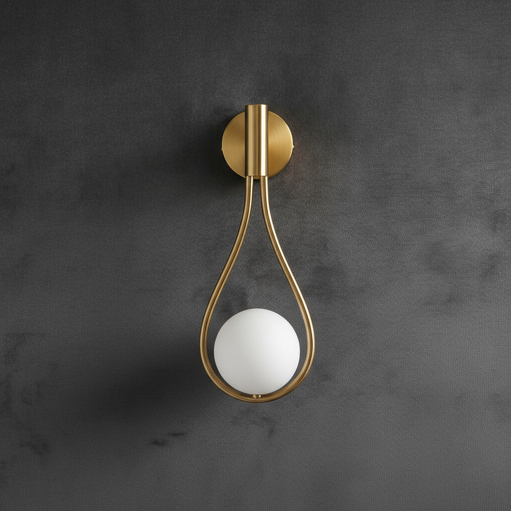 Moderne Scandinavische Wandlamp met Metalen Afwerking