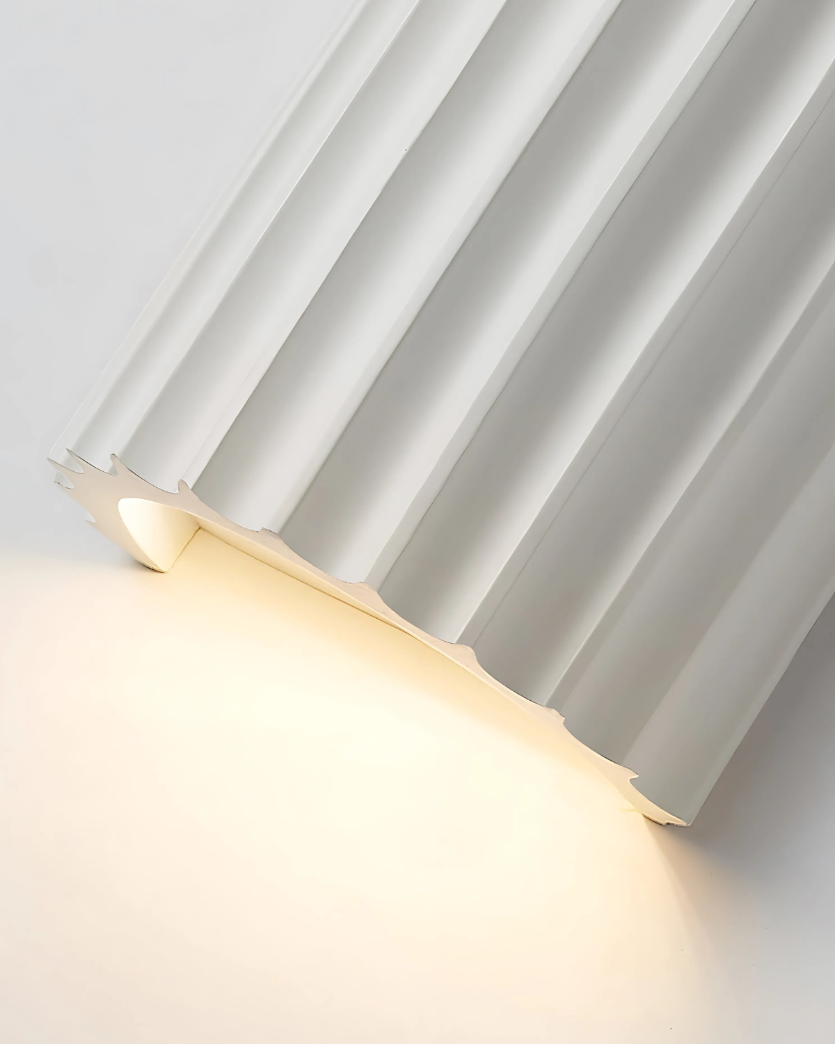 Wandlamp Ribbelstructuur Groen Met Tweezijdige Lichtbundel Voor Sfeervolle Ruimtes