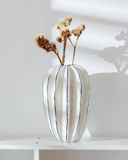 Keramische Sierpot met Moderne Silhouet voor Droogbloemen en Kunstplanten