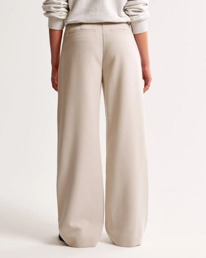 Vrouwelijke Zomerbroek Stijlvolle Mia Broek Korte Broek