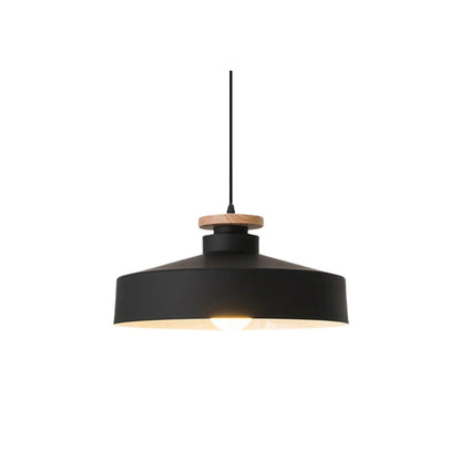 Hanglamp met Houten Kap en Aluminium Accent – Scandinavisch Design voor Eetkamer en Woonkamer
