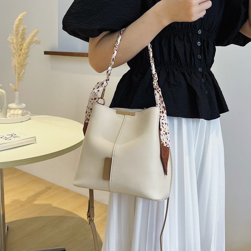 Dames Crossbody Tas Zomerse Stijl met Ketting Sluiting