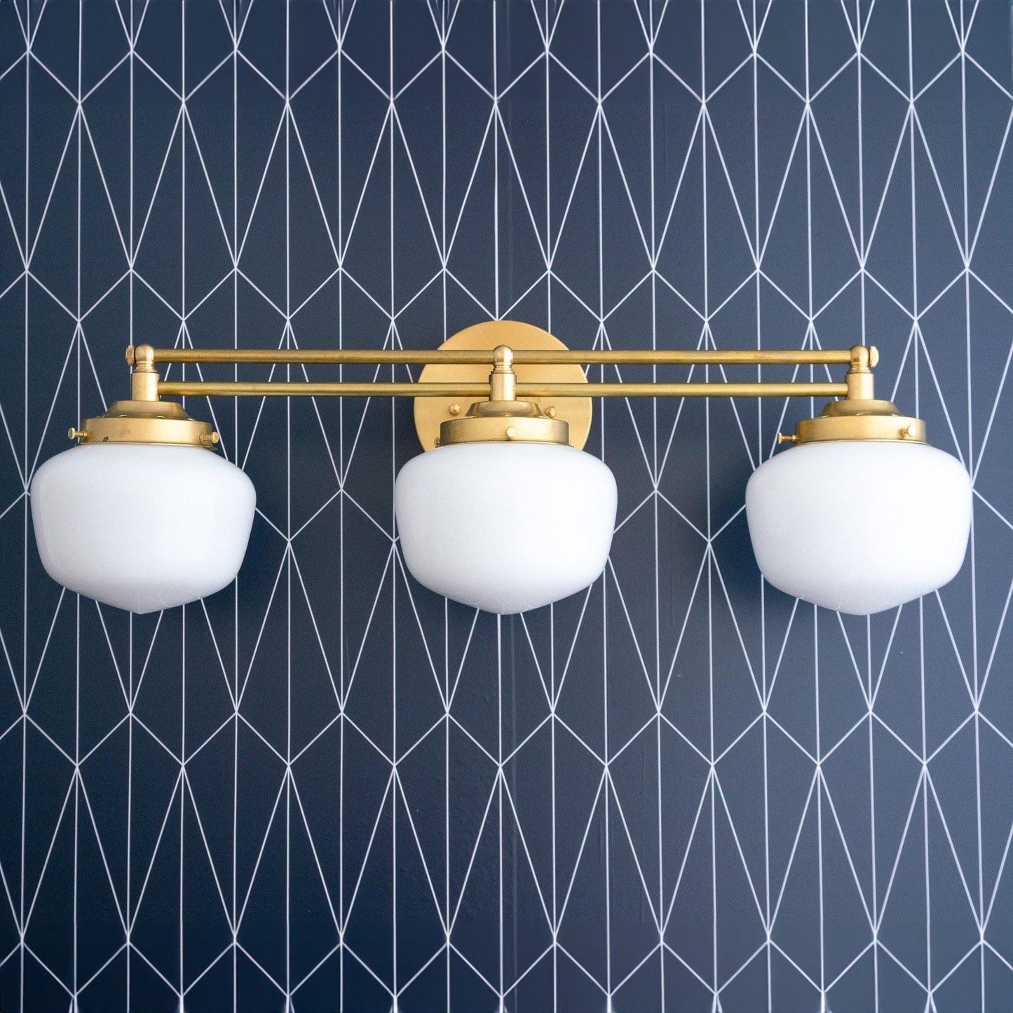 Globe Wandlamp Klassieke Badkamer Schoolhouse Verlichting Mat Opaal Glas voor Spiegel en Wastafel