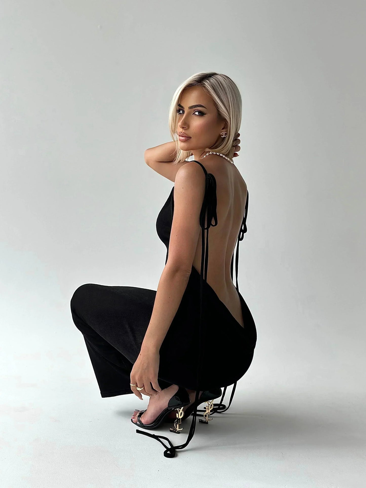 Vrouwelijke Zomerjurk Korte Elegante Jurk met V-Hals - StudioMarella