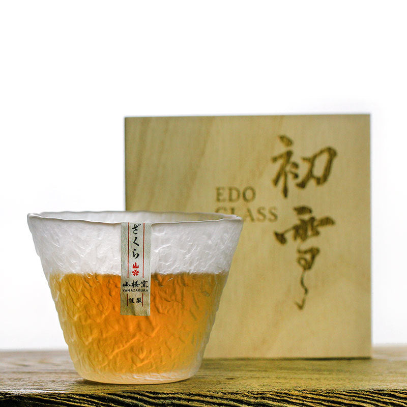 Handgemaakt Whiskyglas met Japans Sneeuwreliëf – Hittebestendig Glas 200ml – Inclusief Houten Bewaarbox – Tijdloze Drinkervaring