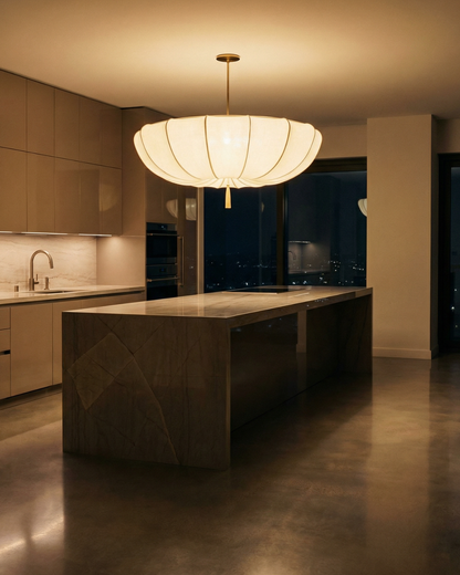 Luxe Wolkvormige Plafondlamp Met Zachte Sfeerverlichting In Frans Design