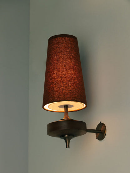 Retro Wandlamp met Stoffen Kap – Vintage Verlichting voor Slaapkamer