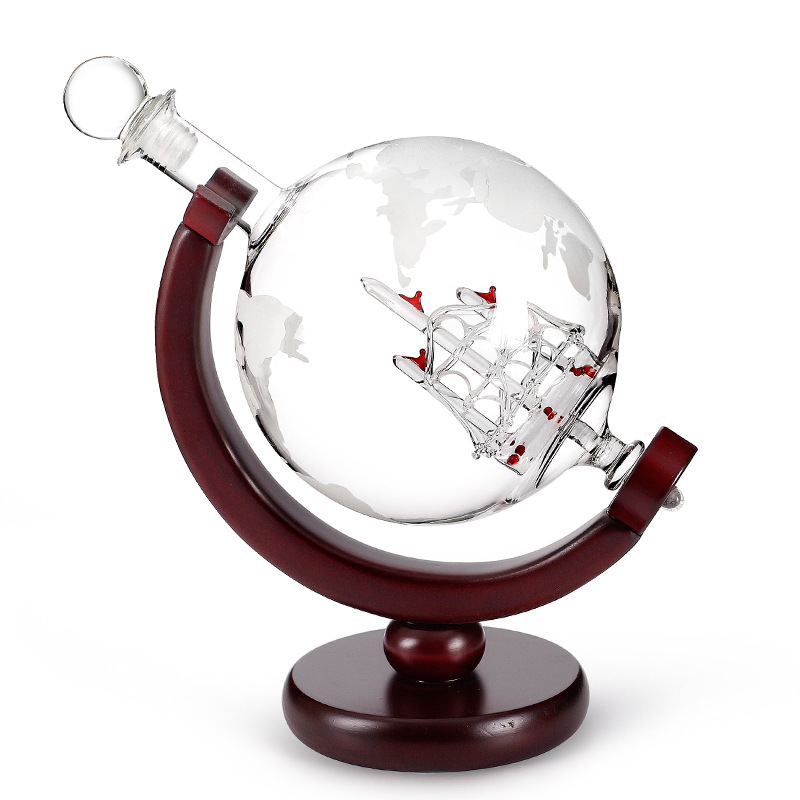 Glazen Wereldbol Karaf 250ml Goudkleurig met Zeilschip Whisky Decanteerkaraf Decoratief voor Woonkamer Kasten Dranken Opslag Geschenkidee voor Globetrotters Reizigers