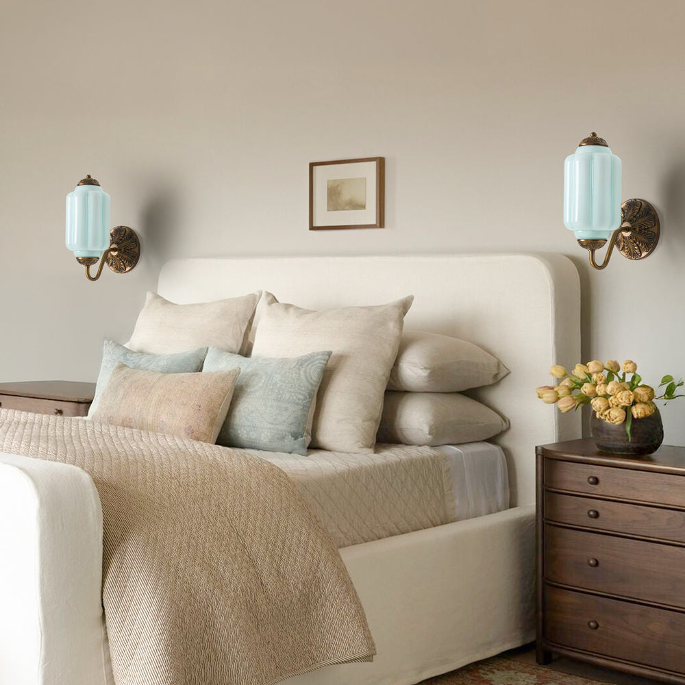 Vintage Wandlamp met Melkglas en Geolied Messing – Klassieke Retro Verlichting voor Hal, Slaapkamer, Woonkamer
