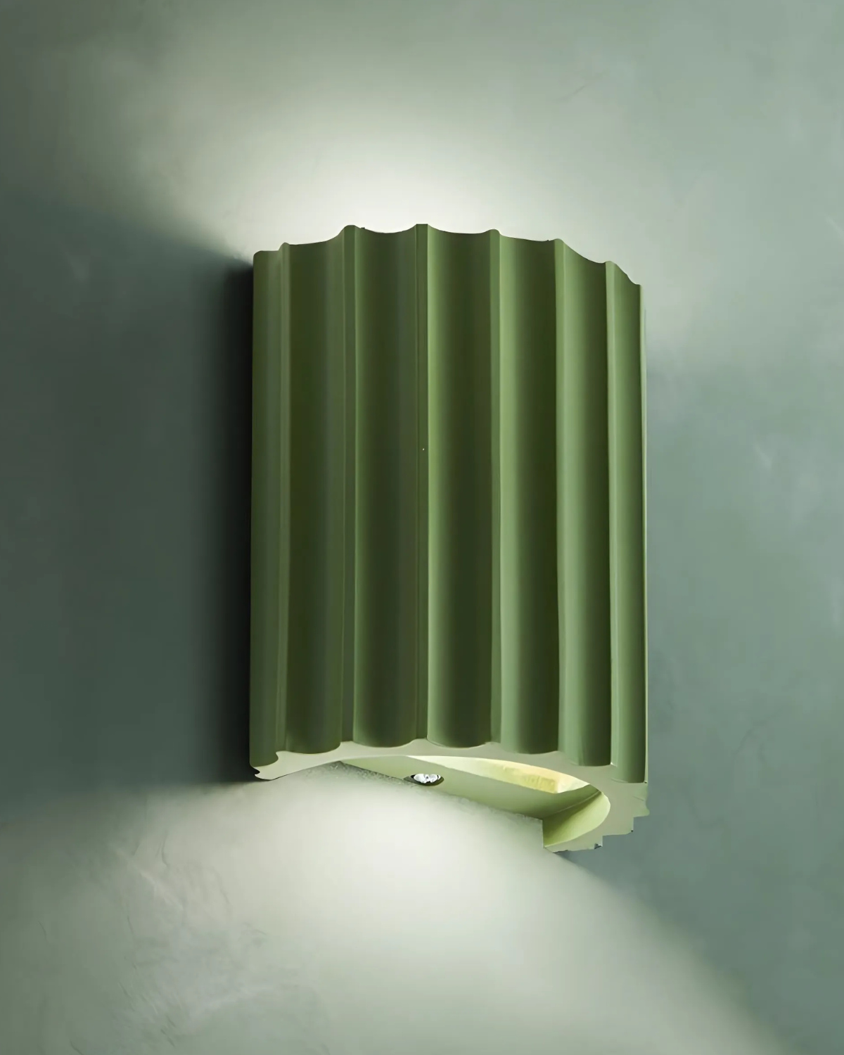 Wandlamp Ribbelstructuur Groen Met Tweezijdige Lichtbundel Voor Sfeervolle Ruimtes