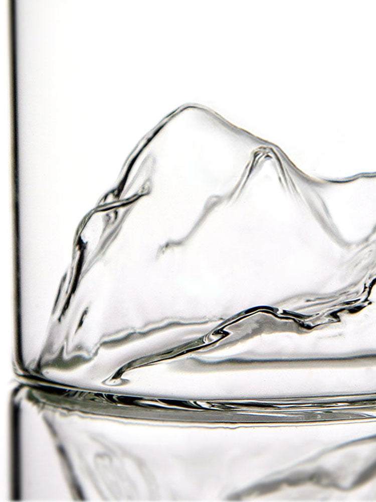 Japans Whisky Glas met 3D Bergrelief 200ml - Hittebestendig Kristalglas met Houten Geschenkdoos - Uniek Geografisch Design voor Whisky Liefhebbers