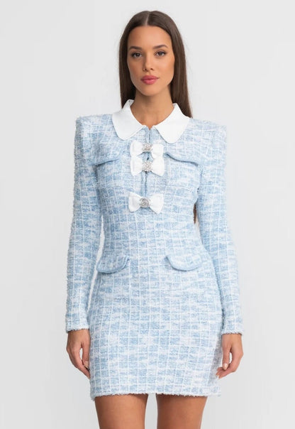 Mini Jurk met Contrasterende Kraag en Kristallen - StudioMarella