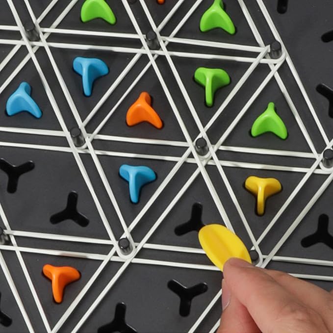 Strategisch Driehoekspel – Elastiekenpuzzel met Houten Pinnen voor Concentratie en Tactisch Denken