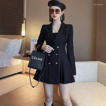 Vrouwelijke Jurk Geplooid met Dubbele Knopen Vintage Look